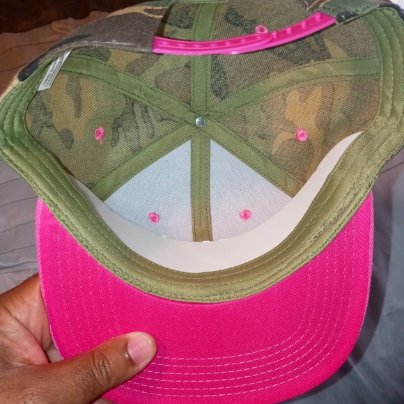 Breast Cancer Jersey and camofluage Snapback - Picture 5 of 9